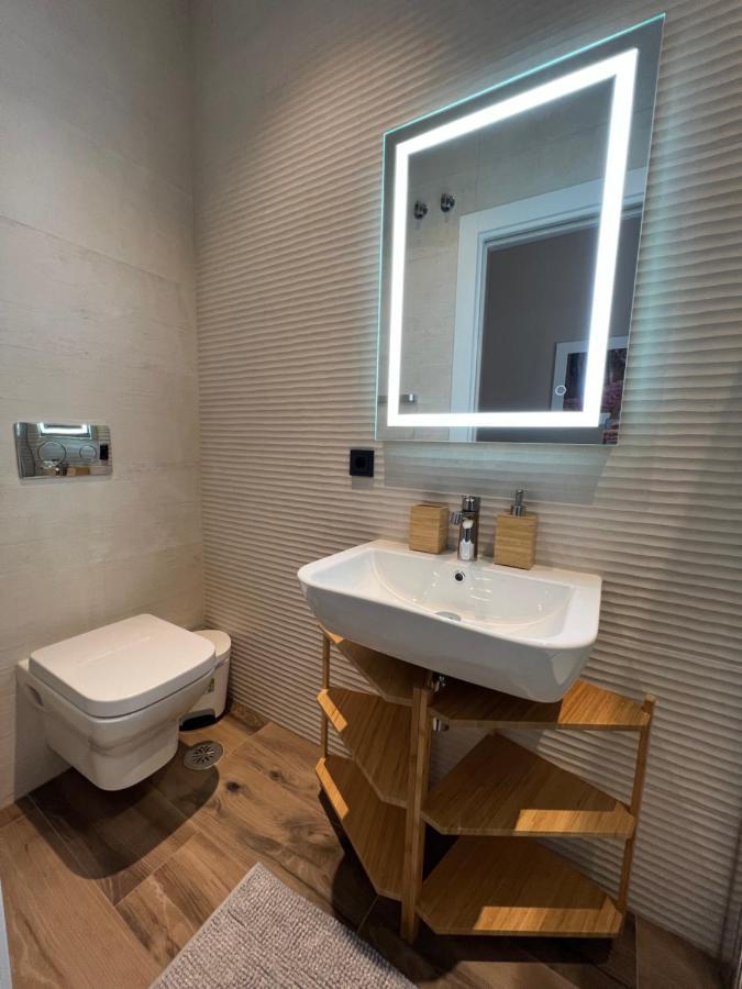 Deluxe Twobedroom Apartment Seville Downtown Ngoại thất bức ảnh