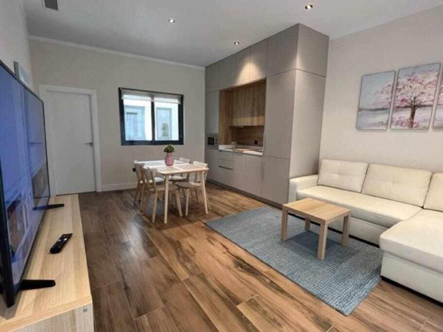 Deluxe Twobedroom Apartment Seville Downtown Ngoại thất bức ảnh