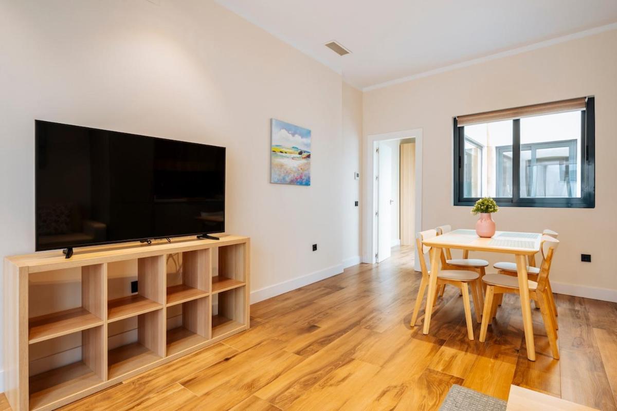 Deluxe Twobedroom Apartment Seville Downtown Ngoại thất bức ảnh
